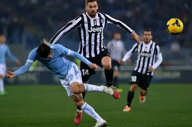 拉齐奥主场连胜,冲击意大利杯冠军 拉齐奥主场连胜,冲击意大利杯冠军